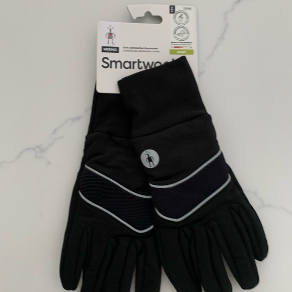 SmartWool Small Merino Sport Fleece Gloves - Insulated, Merino Wool NWT - Picture 2 of 9